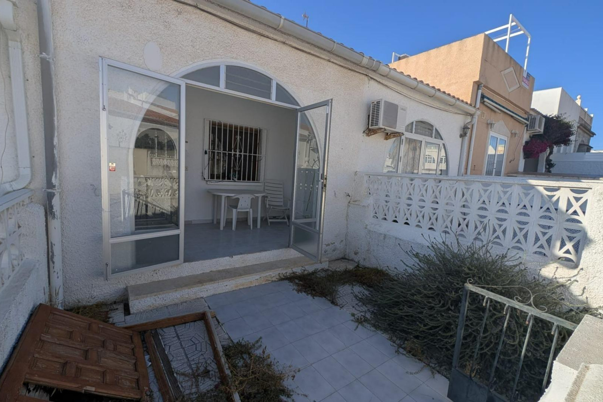 Reventa - Bungalow - Planta Baja - Torrevieja - La Siesta - El Salado - Torreta