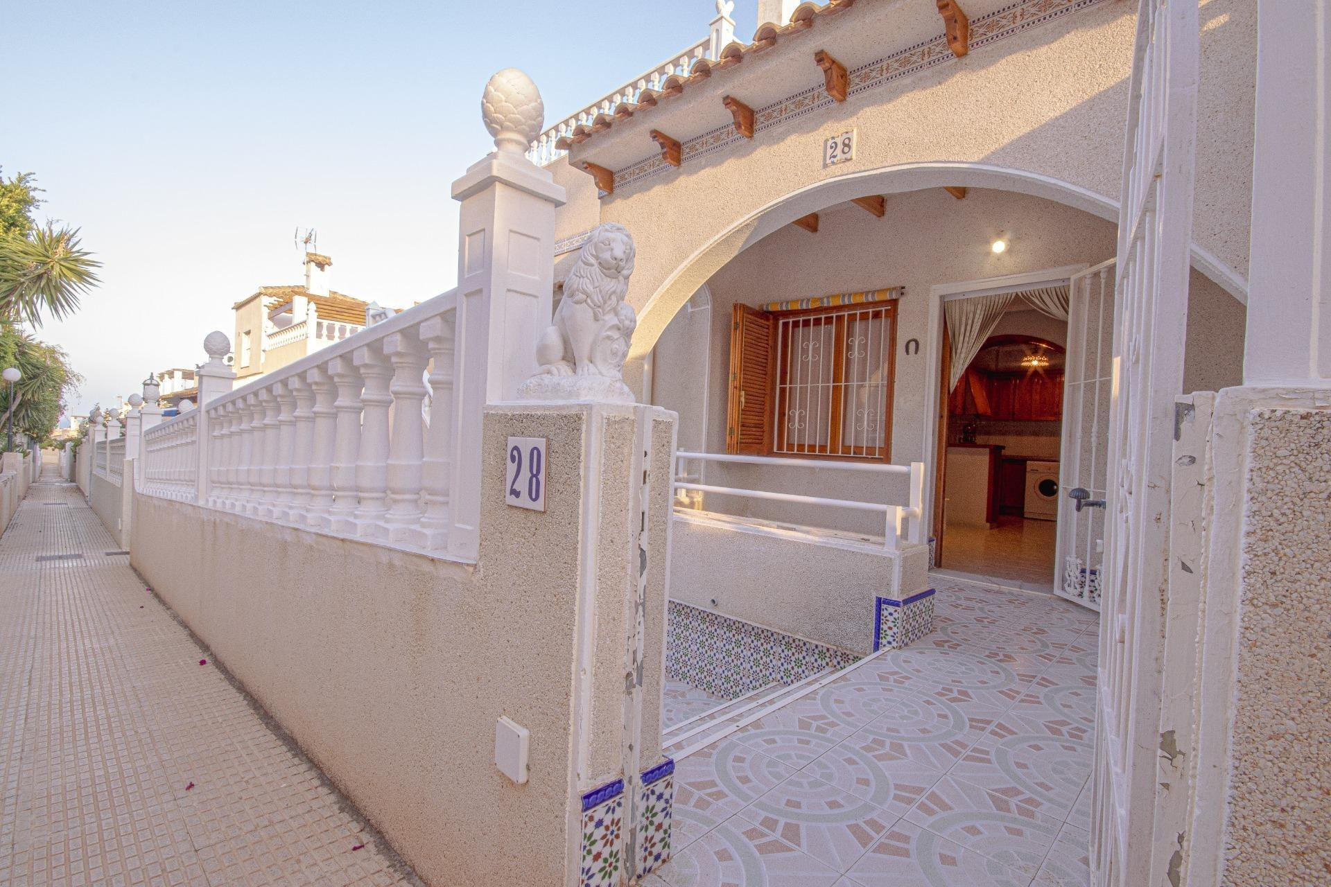 Reventa - Bungalow - Planta Baja - Torrevieja - Los Balcones - Los Altos del Edén