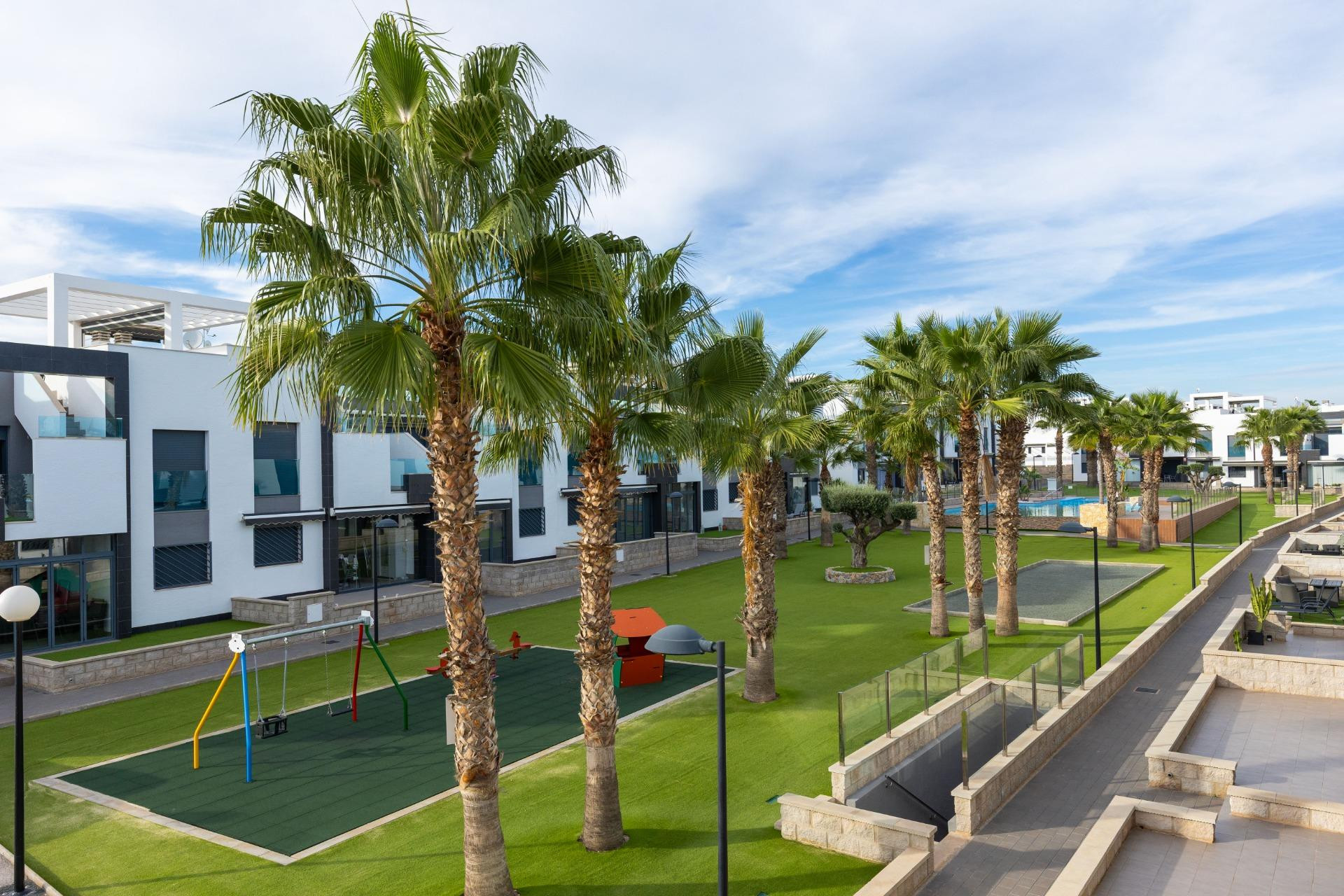 Reventa - Bungalow - Planta Baja - Torrevieja - Los Balcones - Los Altos del Edén
