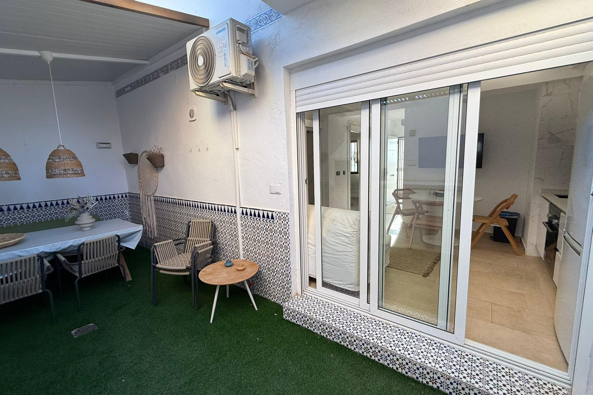 Reventa - Bungalow - Planta Baja - Torrevieja - Miramar - Torre del Moro