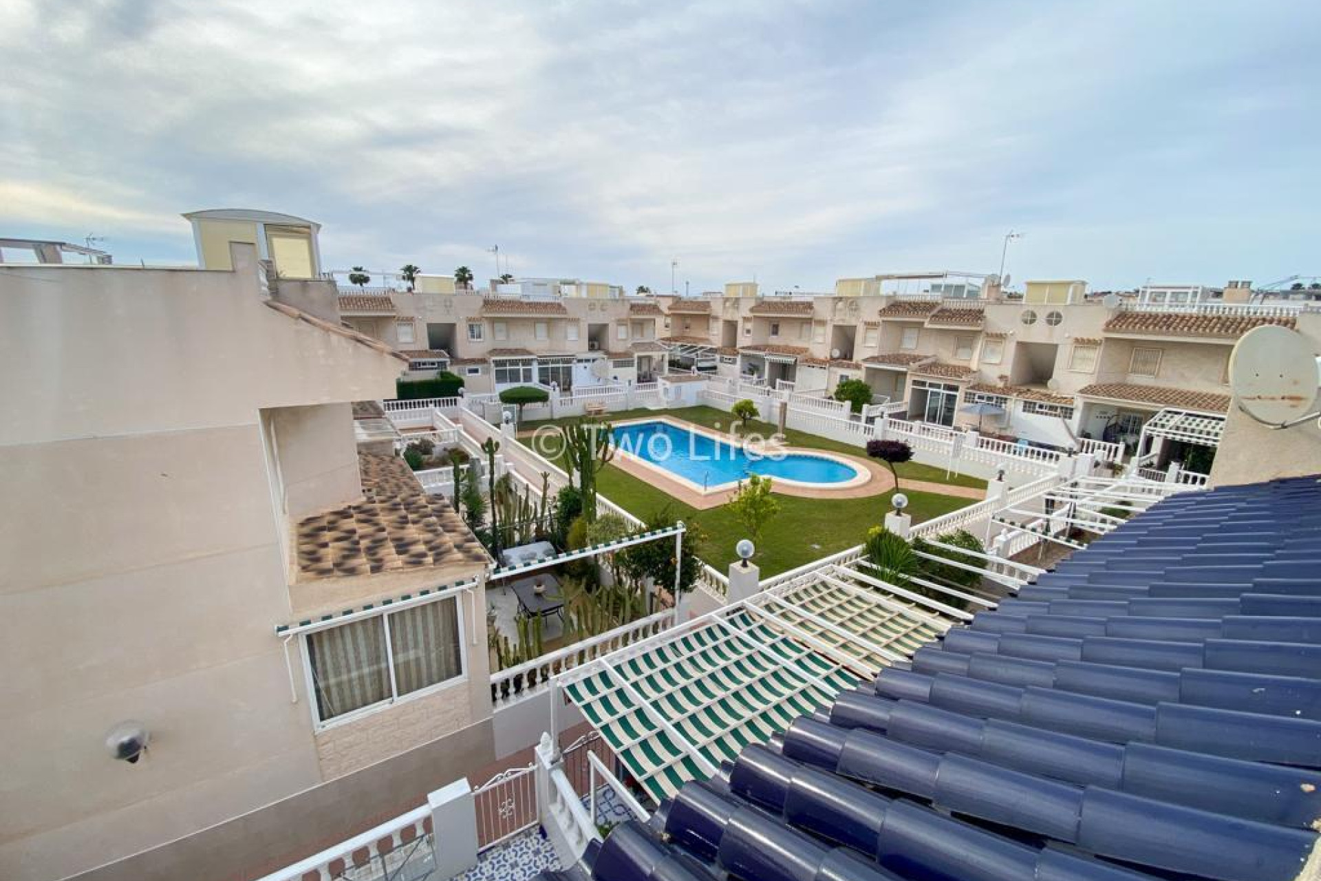 Reventa - Bungalow - Planta Baja - Torrevieja - Sector 25