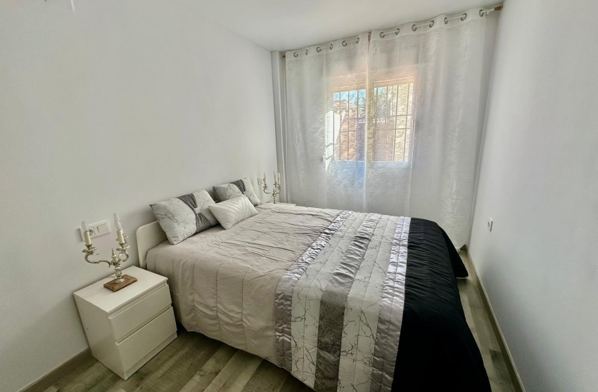 Reventa - Bungalow - Planta Baja - Torrevieja - Torreblanca