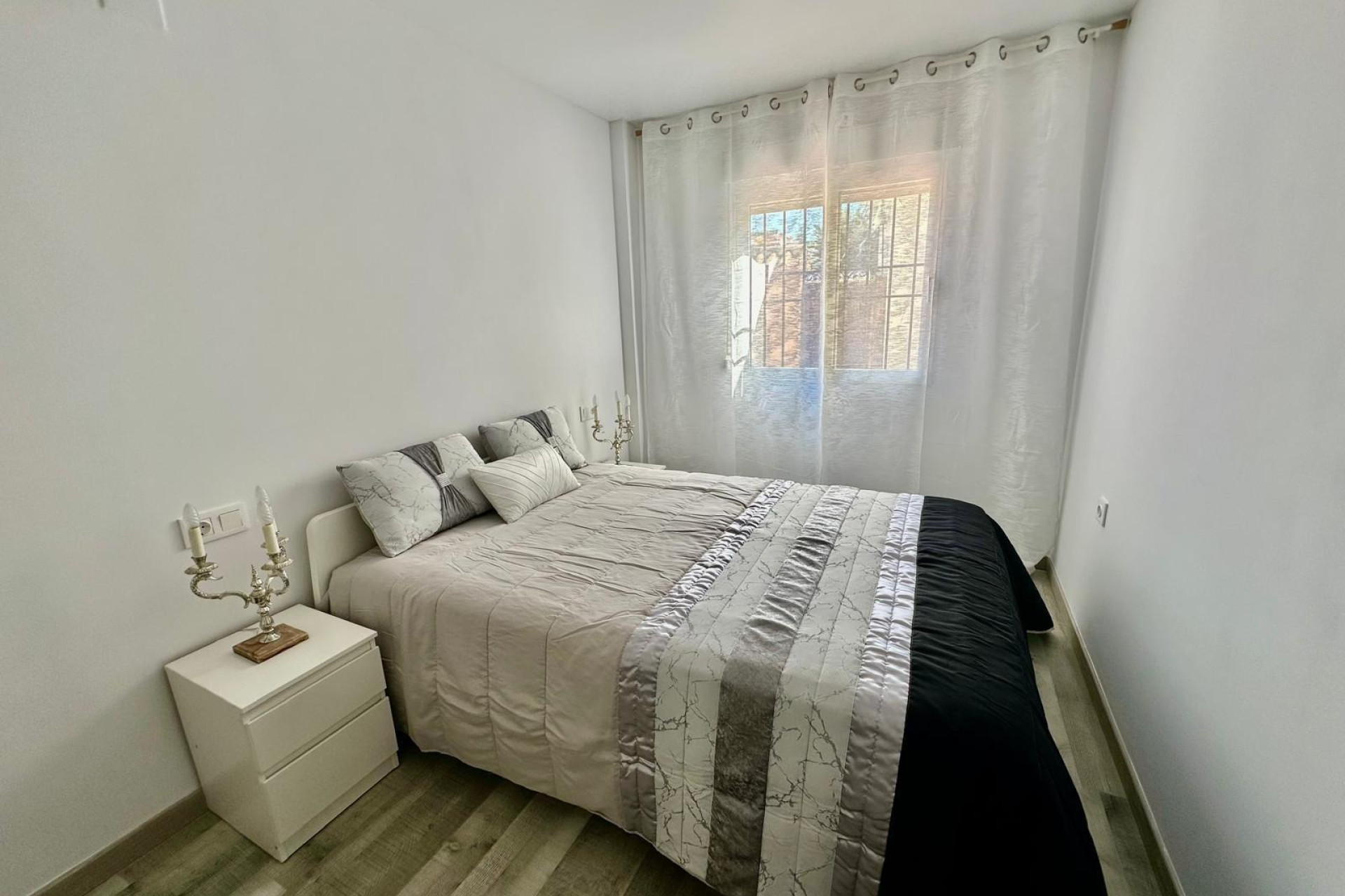 Reventa - Bungalow - Planta Baja - Torrevieja - Torreblanca