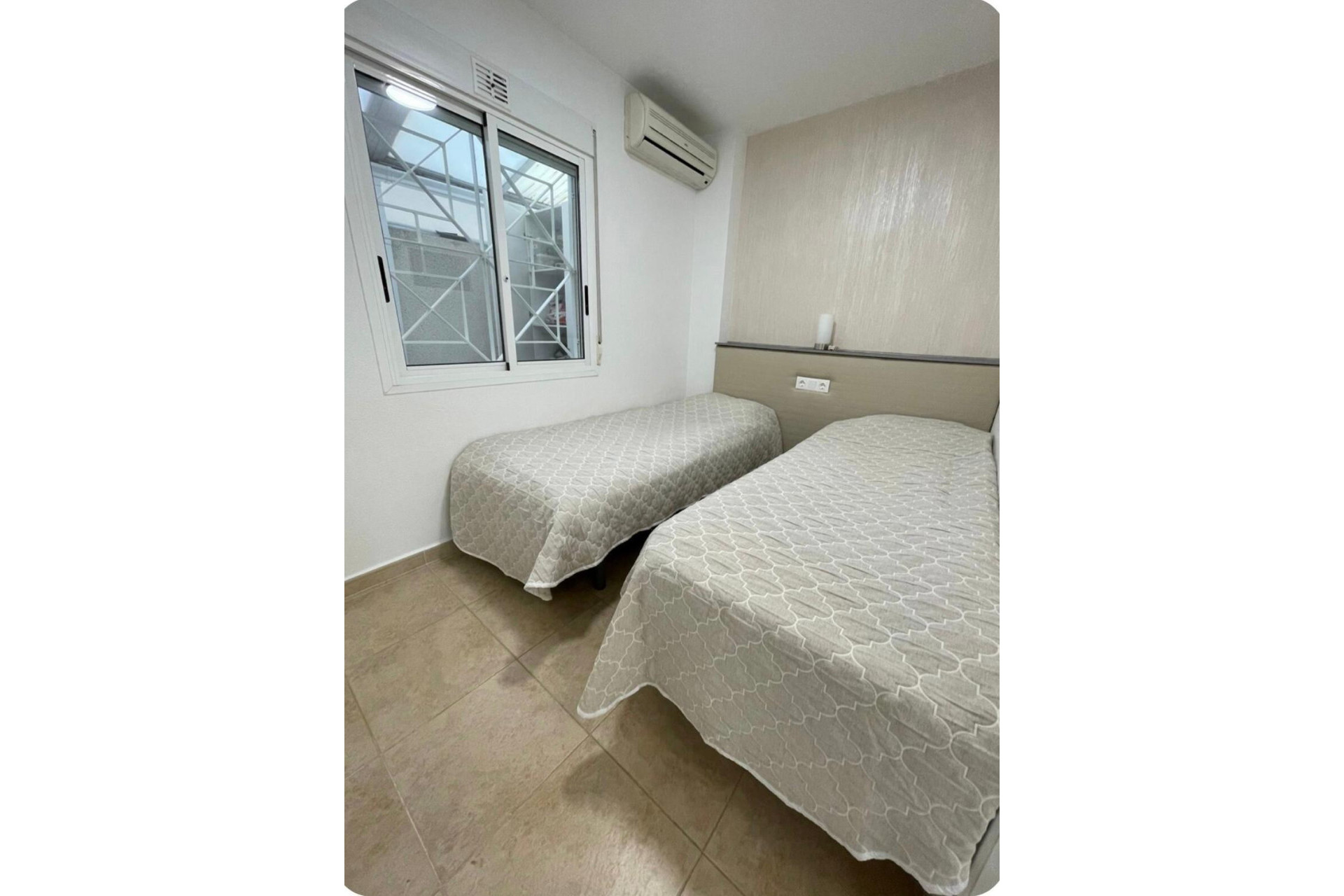 Reventa - Bungalow - Planta Baja - Torrevieja - Torreblanca