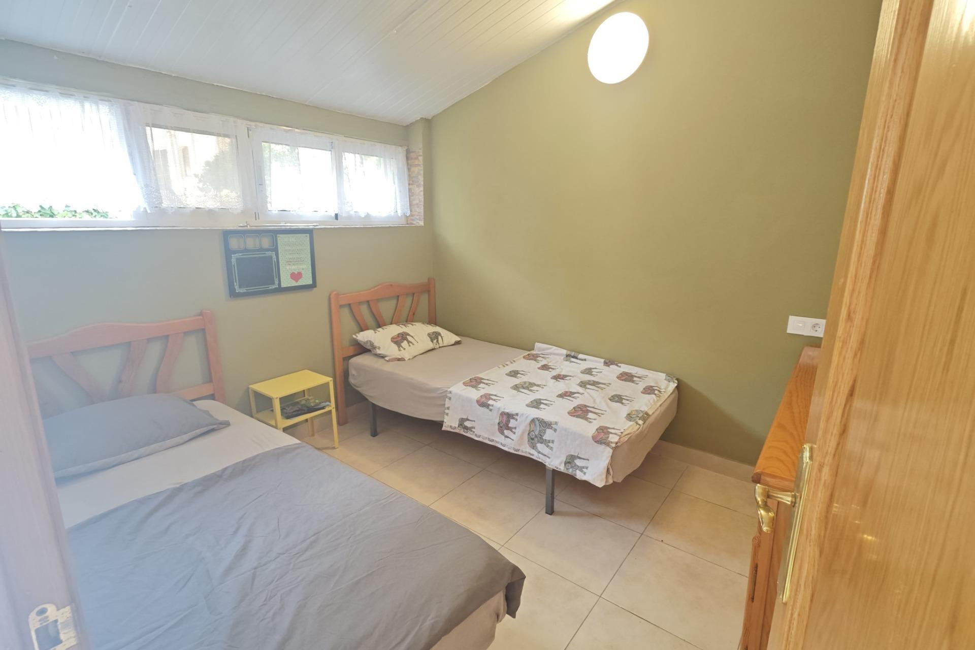 Reventa - Bungalow - Planta Baja - Torrevieja - torrevieja