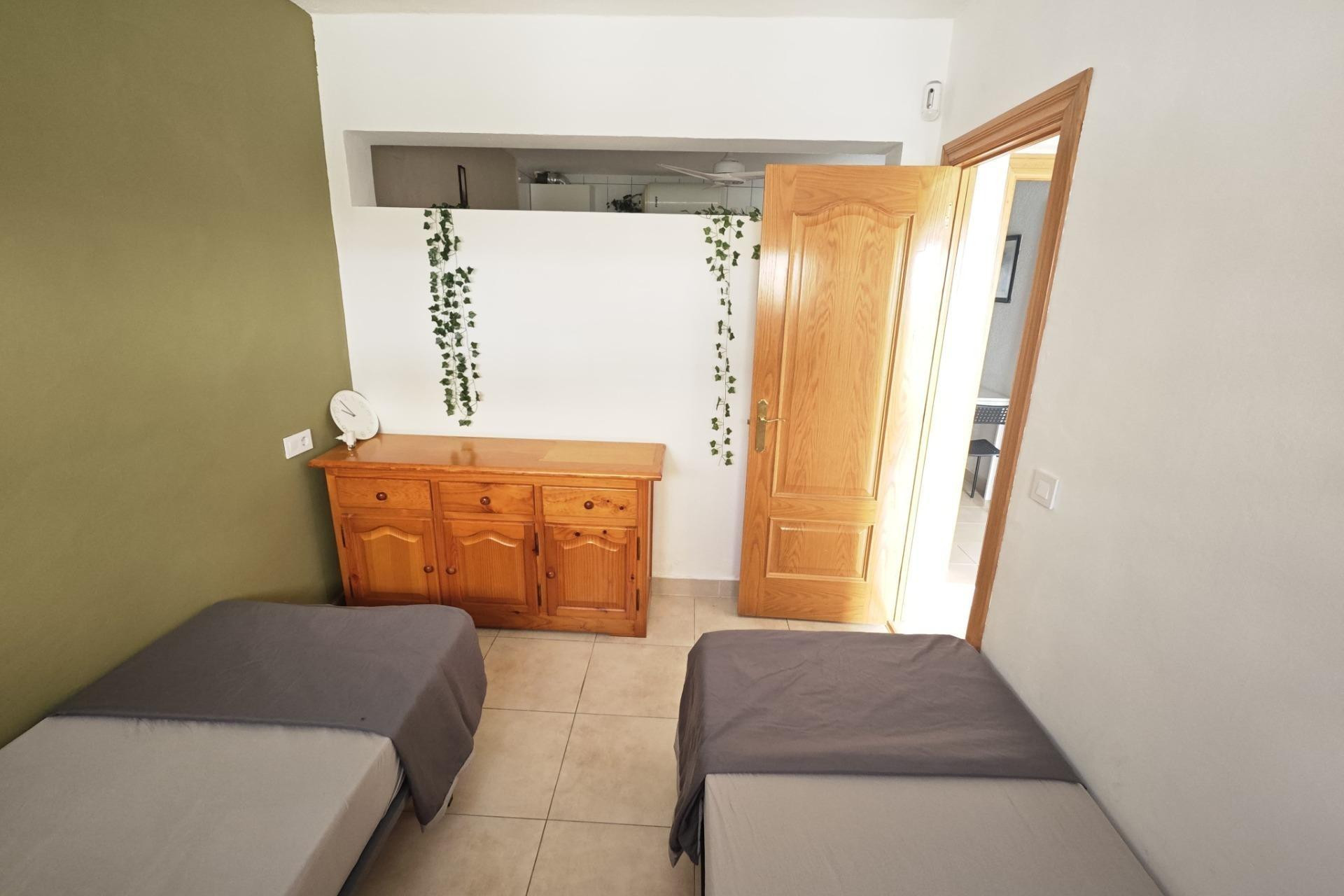 Reventa - Bungalow - Planta Baja - Torrevieja - torrevieja