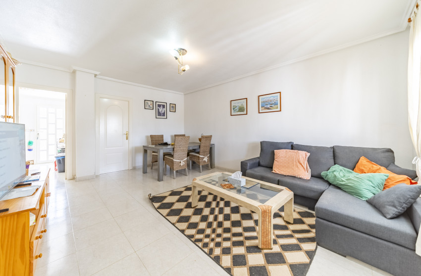 Reventa - Casa de Pueblo - Ciudad quesada - Dona Pepa