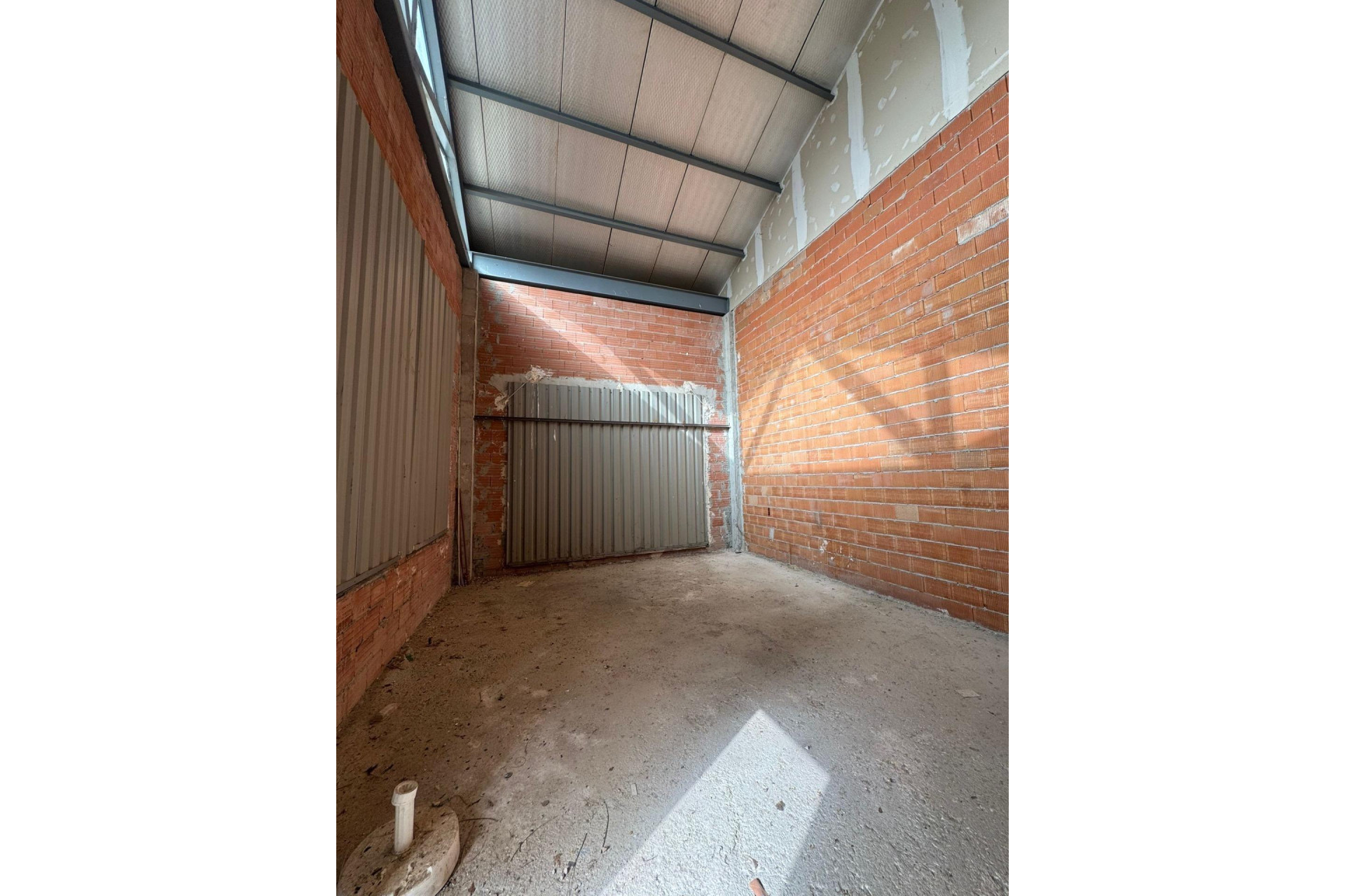 Reventa - Comercial - Algorfa - Comunidad valenciana