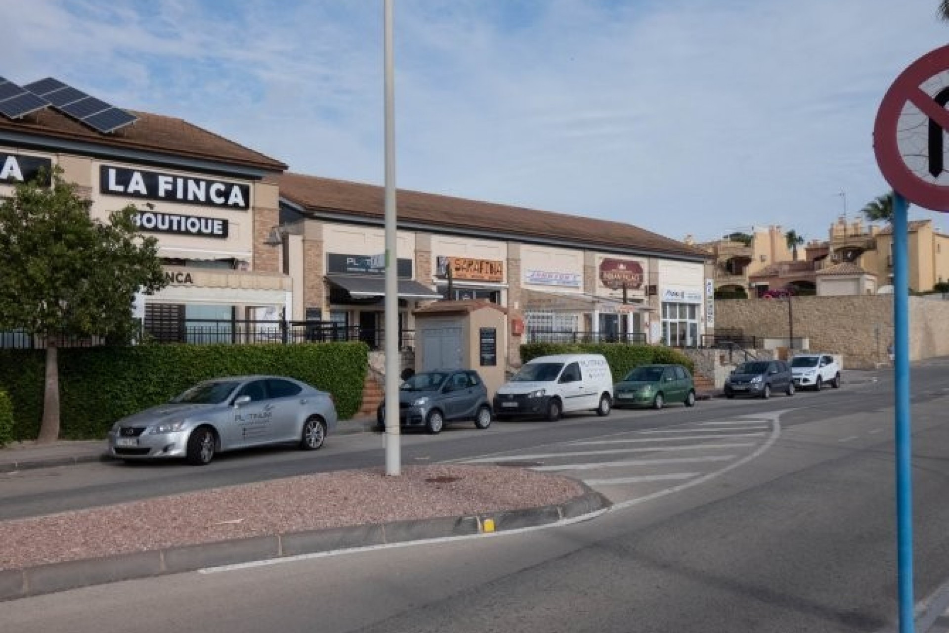 Reventa - Comercial - Algorfa - La Finca Golf Course