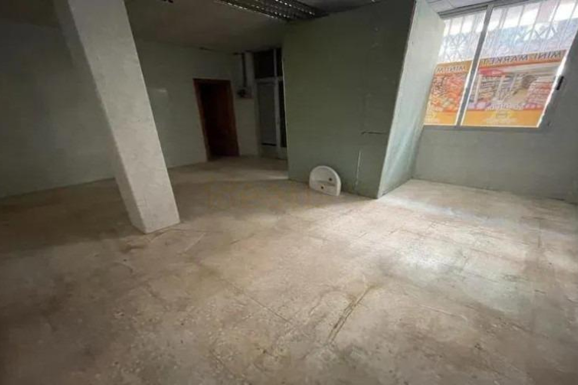 Reventa - Comercial - Alicante - Altozano