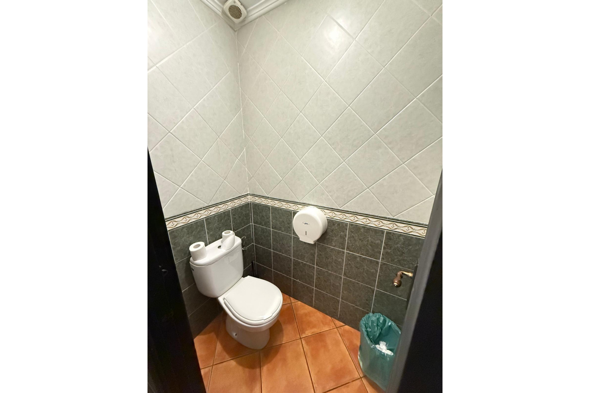 Reventa - Comercial - Torrevieja - Estacion de autobuses