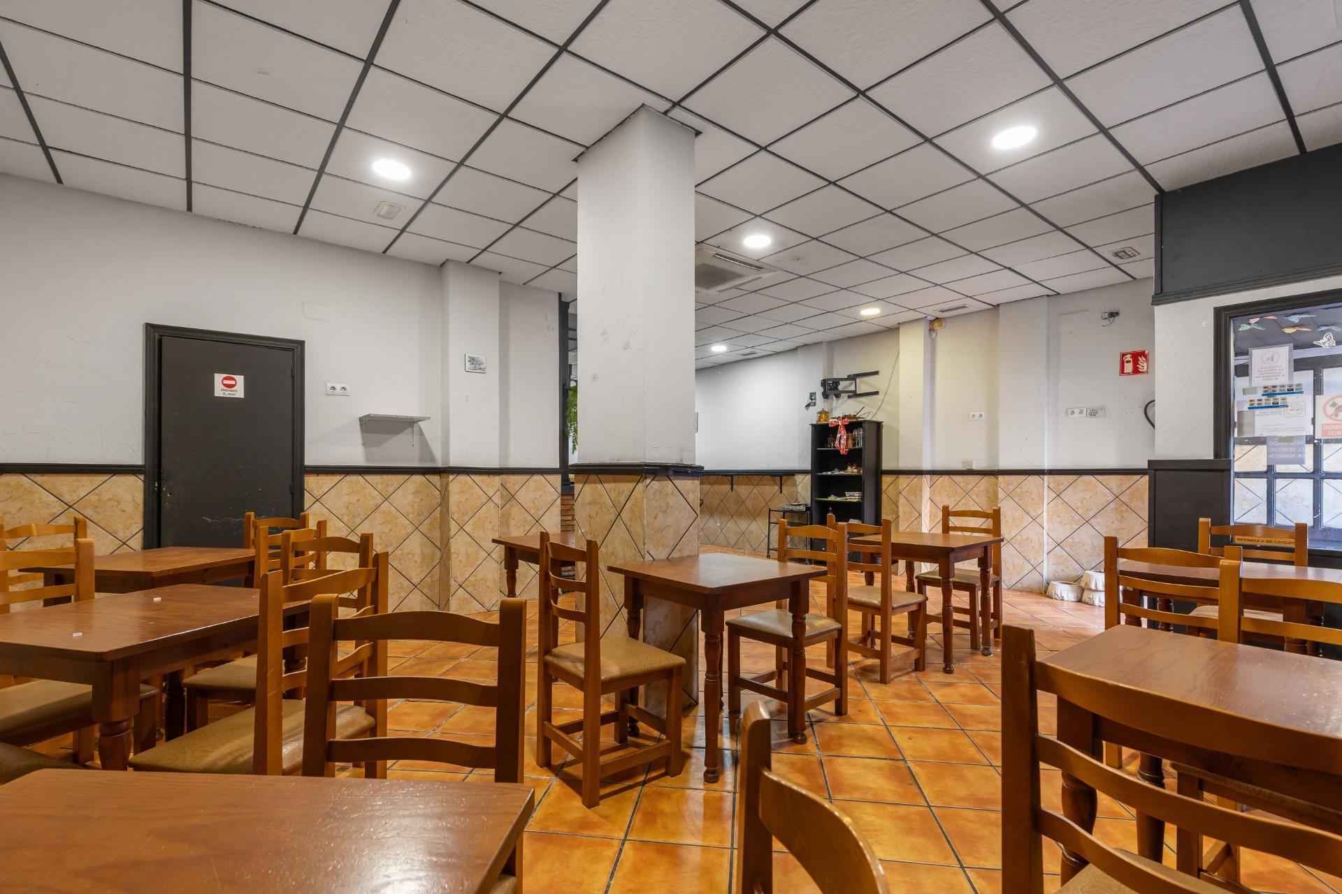 Reventa - Comercial - Torrevieja - Estacion de autobuses