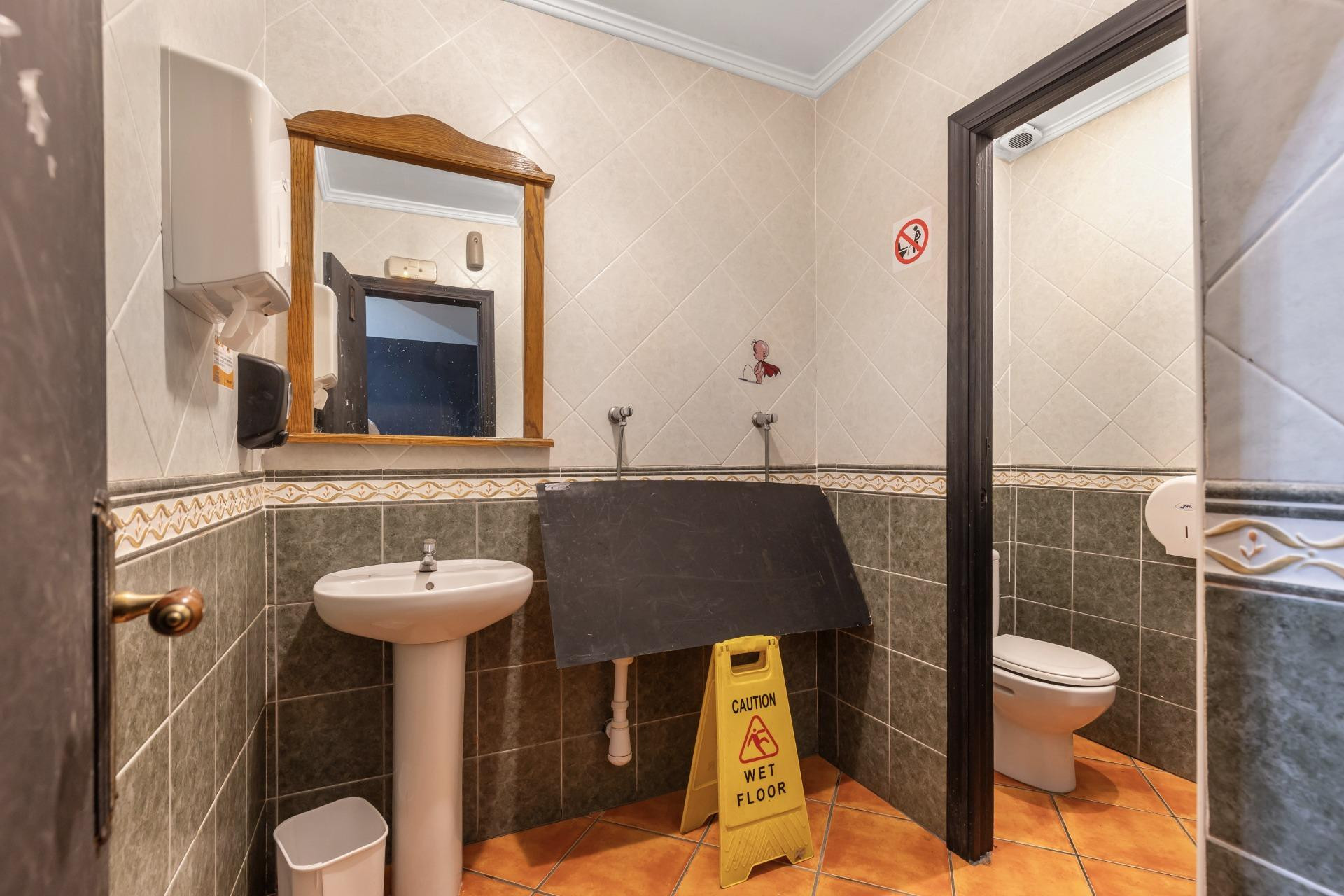 Reventa - Comercial - Torrevieja - Estacion de autobuses