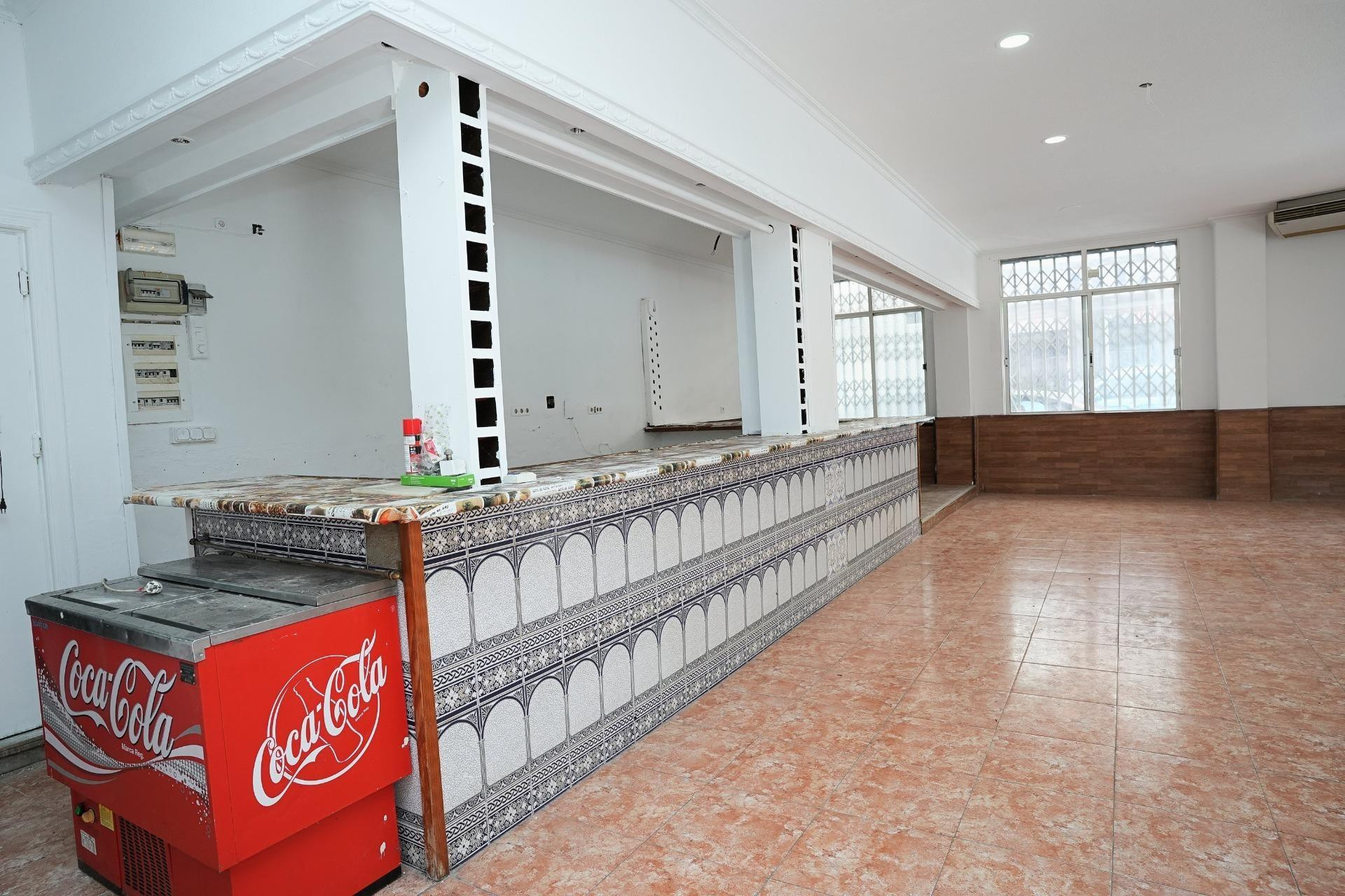 Reventa - Comercial - Torrevieja - Estacion de autobuses