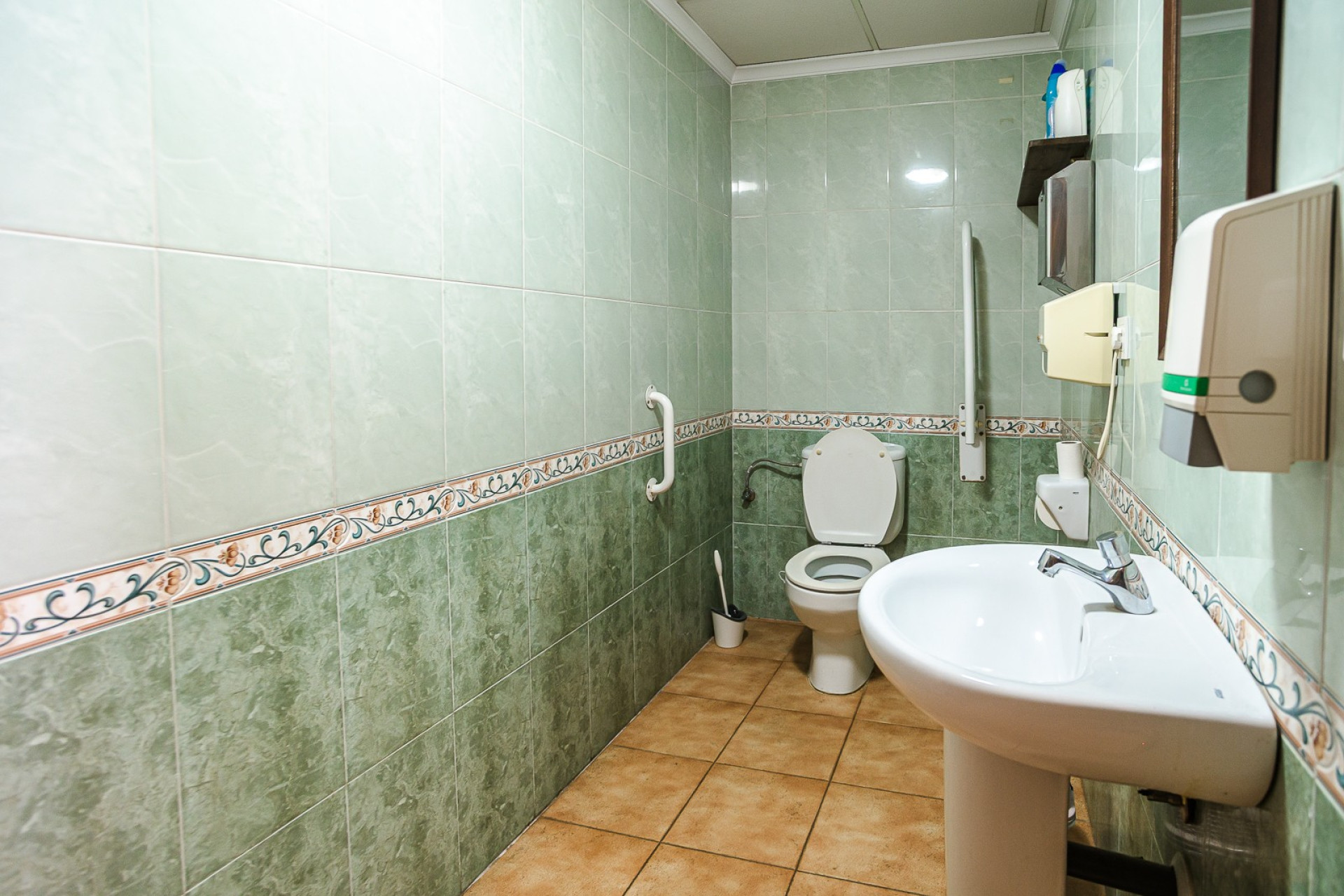 Reventa - Comercial - Torrevieja - La Veleta
