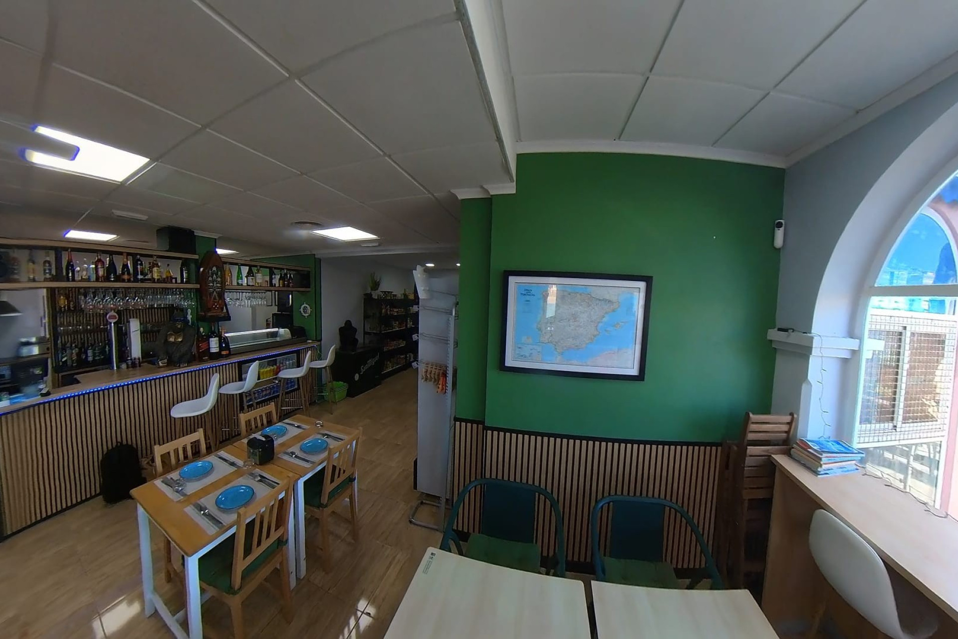 Reventa - Comercial - Torrevieja - Puerto