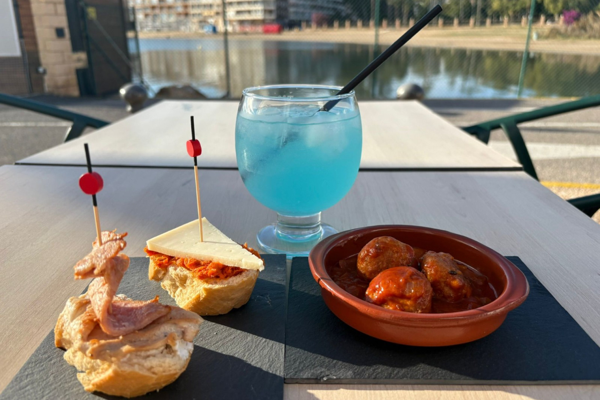 Reventa - Comercial - Torrevieja - Puerto