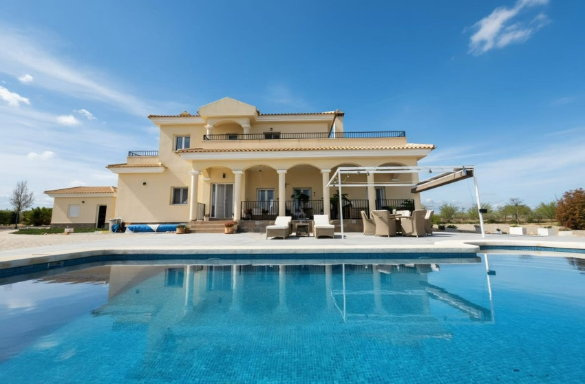 Reventa - Country Property - Pinoso - Pinoso - Country