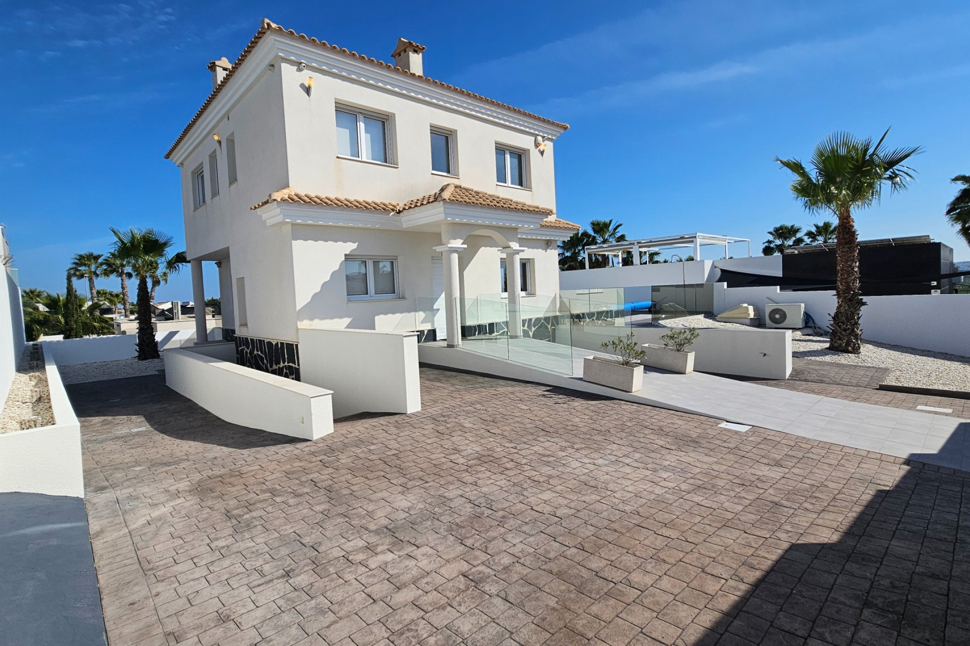 Reventa - Detached Villa - La Marina - La Marina - Urbanization