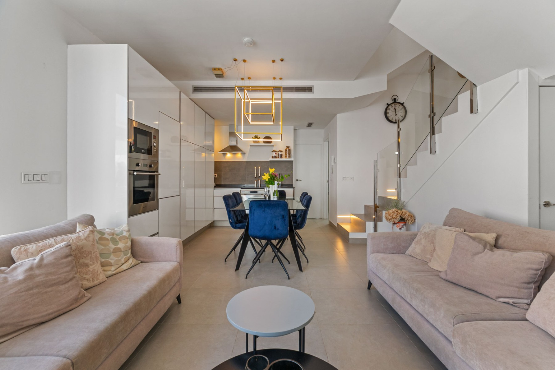 Reventa - Detached Villa - Orihuela Costa - Villamartin