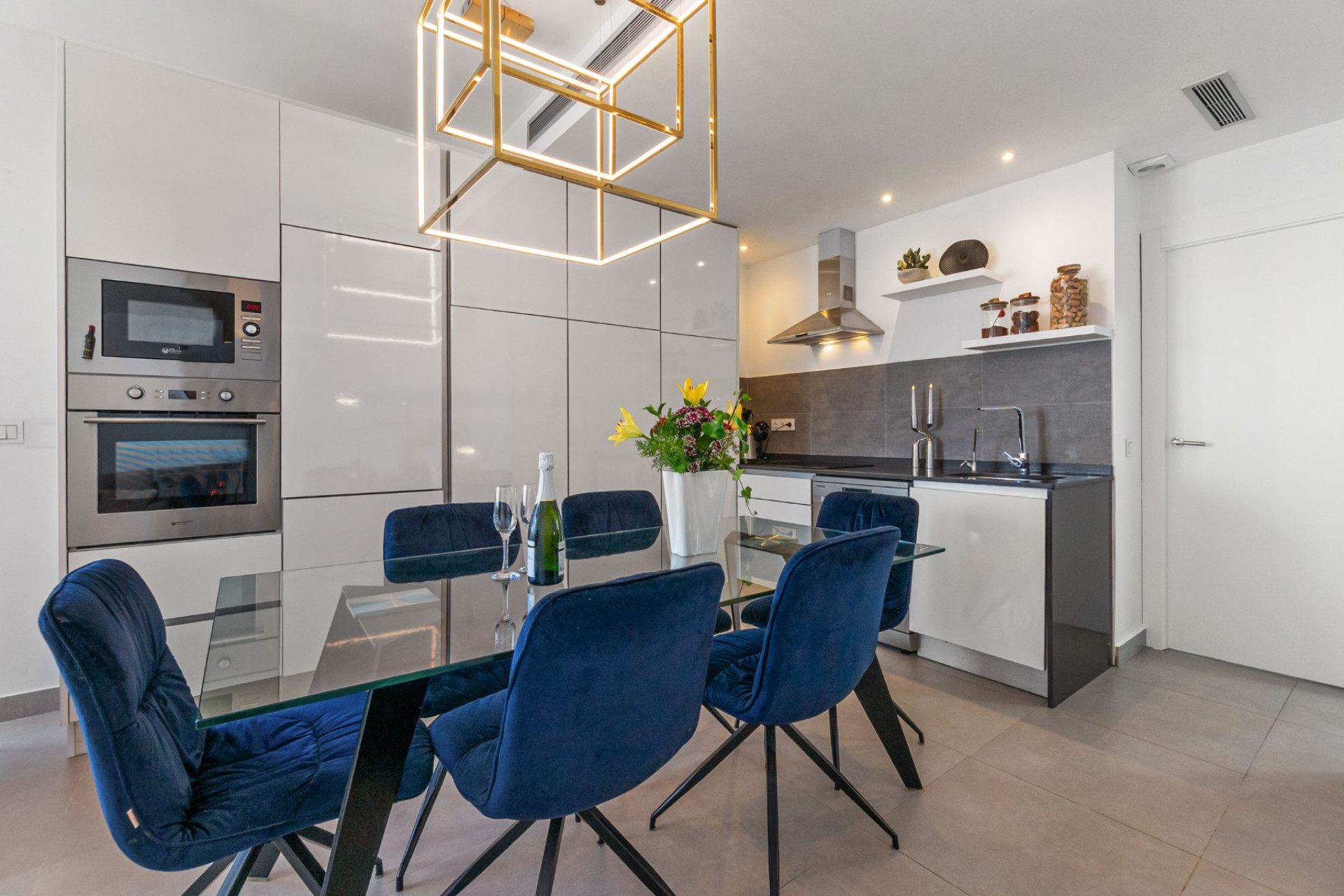 Reventa - Detached Villa - Orihuela Costa - Villamartin