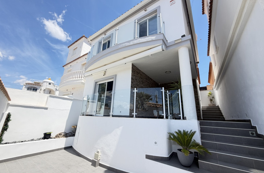 Reventa - Detached Villa - Orihuela Costa - Villamartin