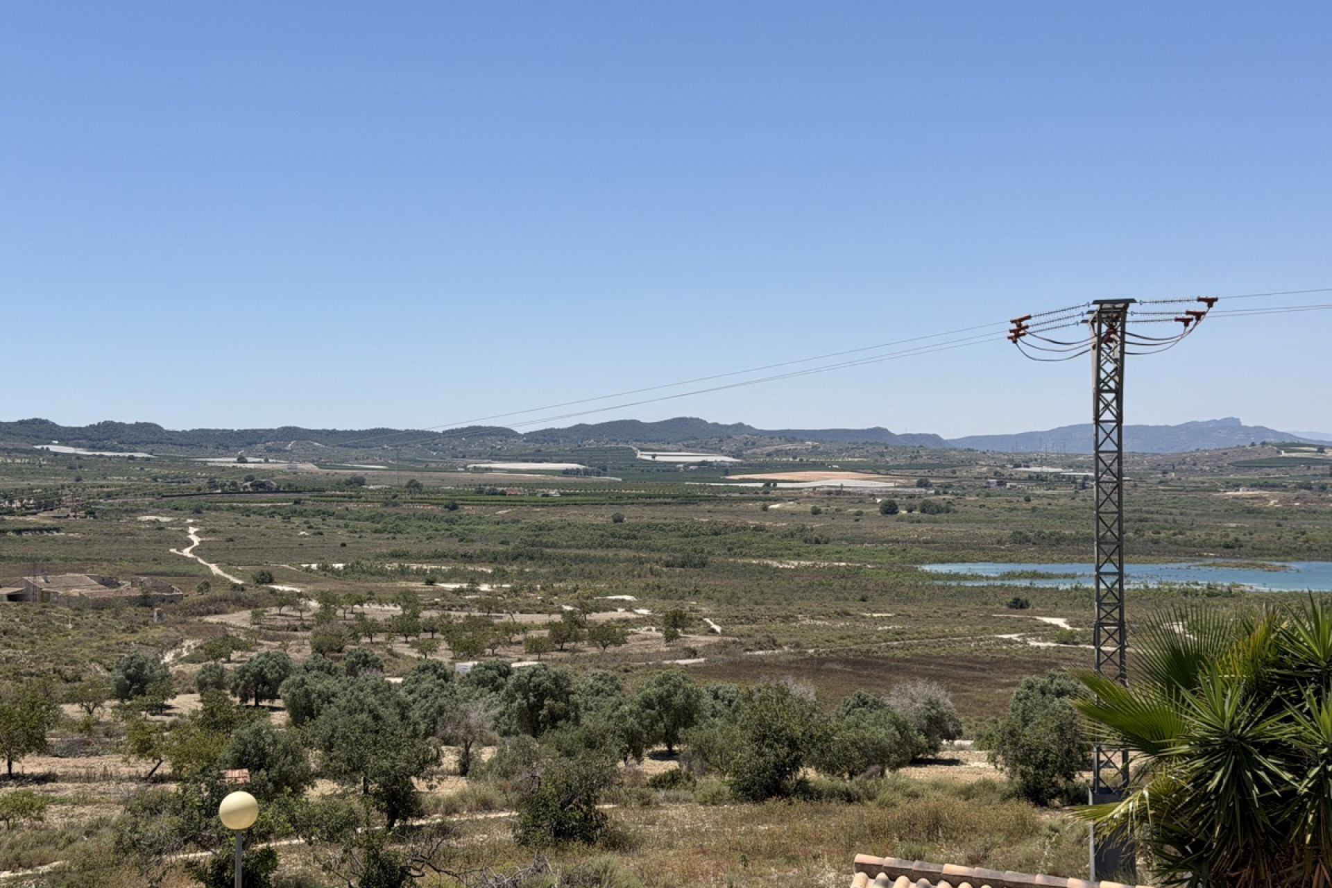 Reventa - Detached Villa - San Miguel de Salinas - Lake View Mansions