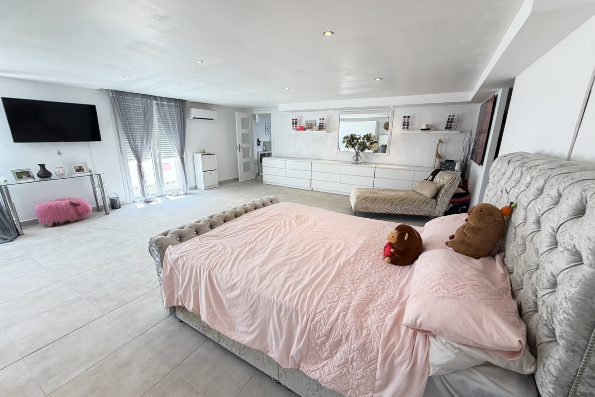 Reventa - Detached Villa - San Miguel de Salinas - Lake View Mansions