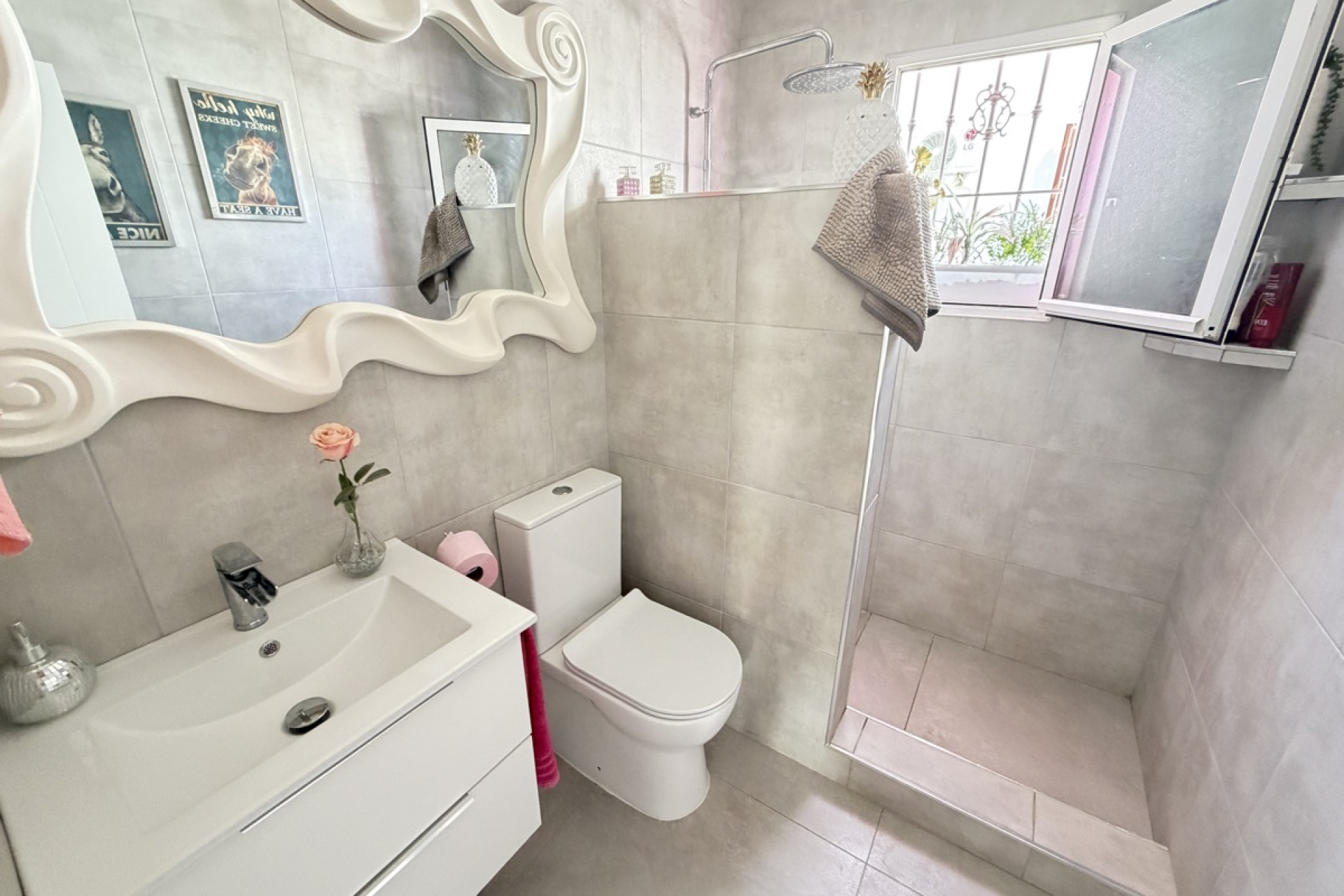 Reventa - Detached Villa - San Miguel de Salinas - Lake View Mansions