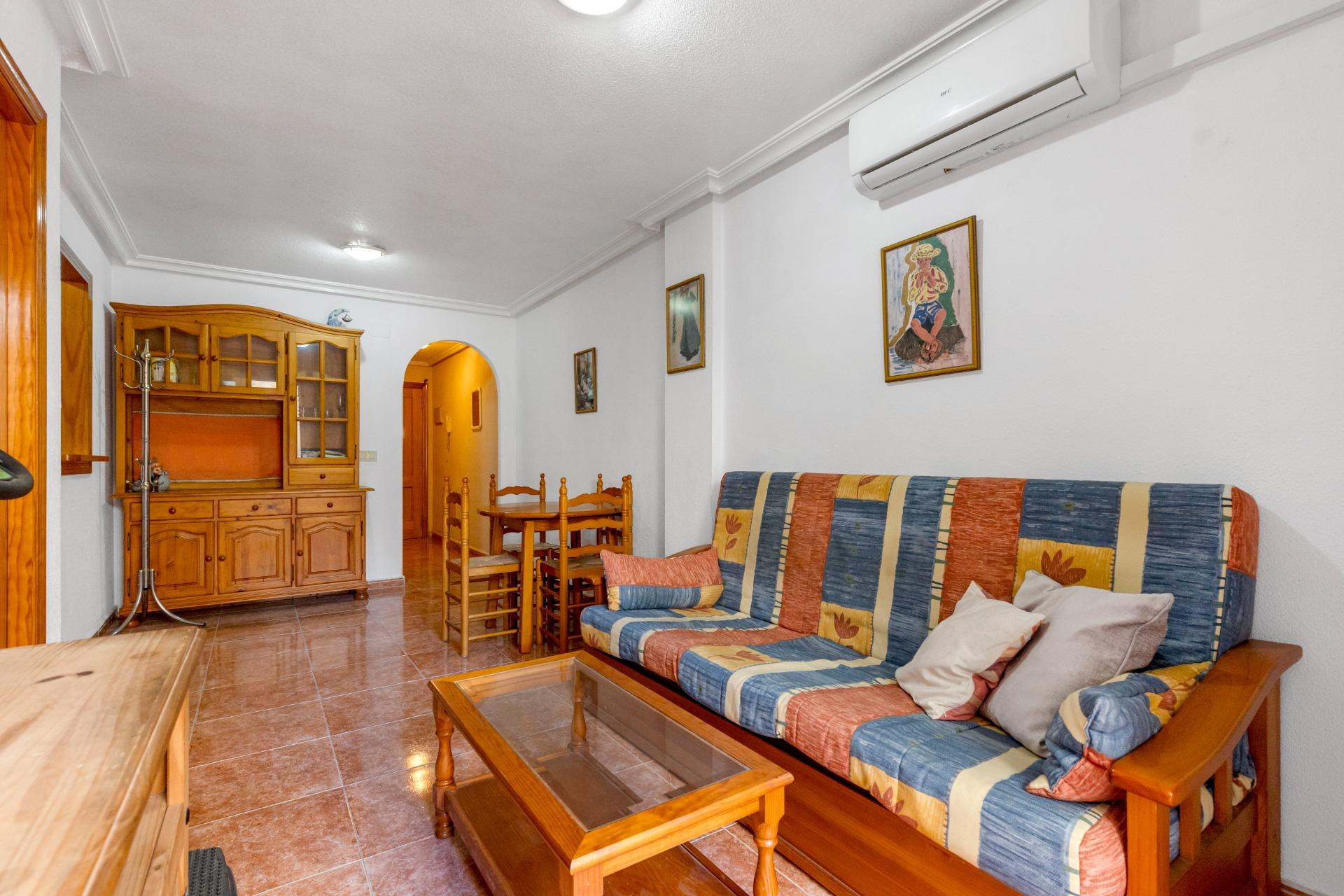 Reventa - Ground Floor - Torrevieja - Estacion de autobuses