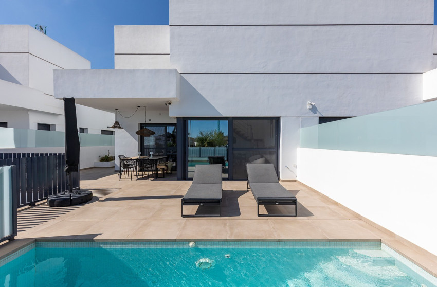 Reventa - House - Dolores