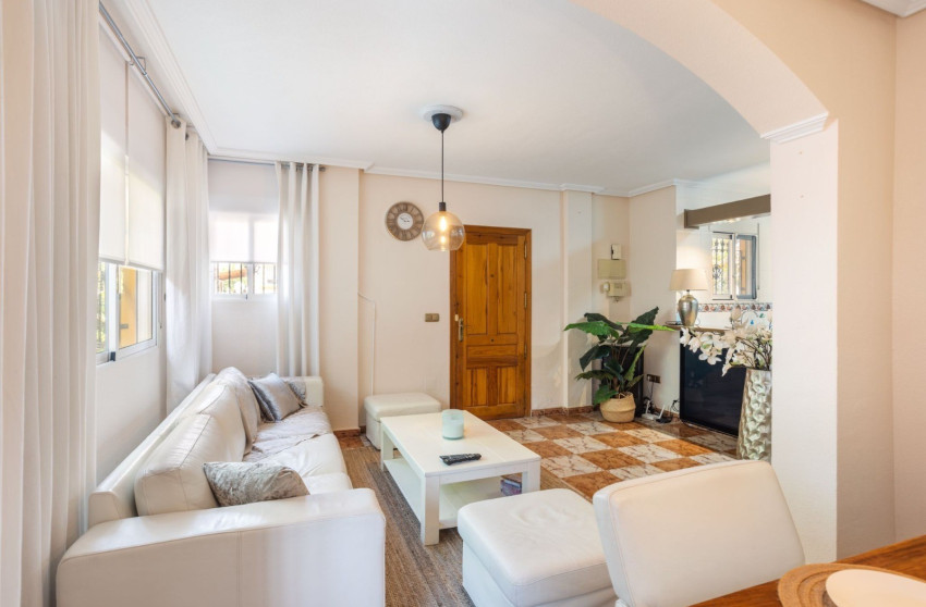 Reventa - House - Orihuela Costa - La Regia