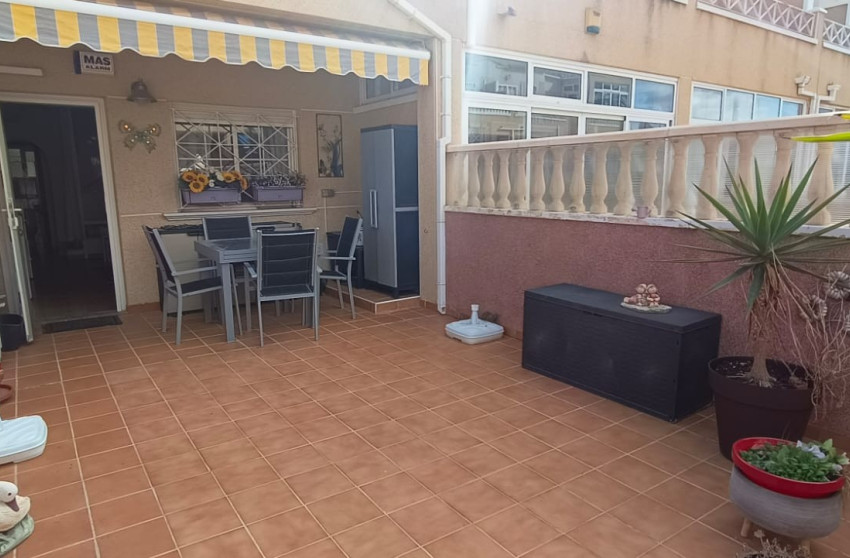Reventa - House - Orihuela Costa