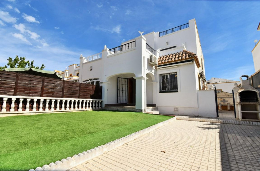 Reventa - House - Quad - Orihuela Costa - La Florida