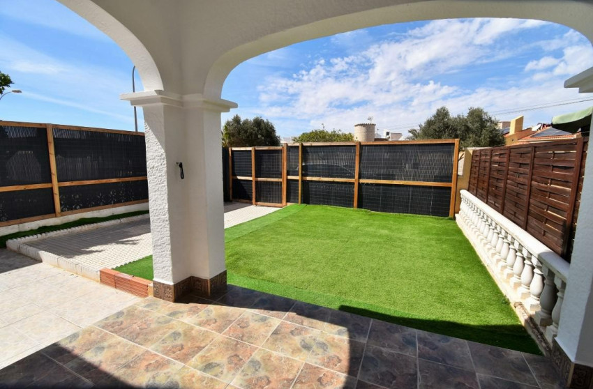 Reventa - House - Quad - Orihuela Costa - La Florida