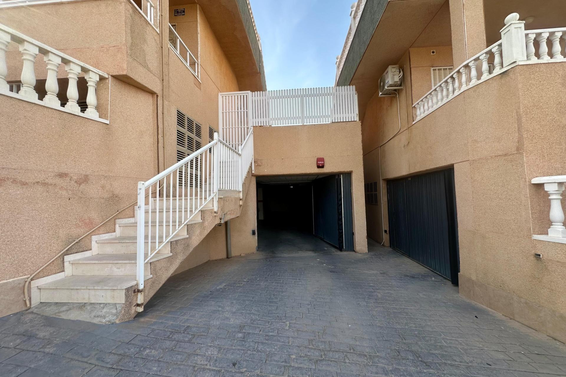 Reventa - Parking - Torrevieja - Cabo cervera