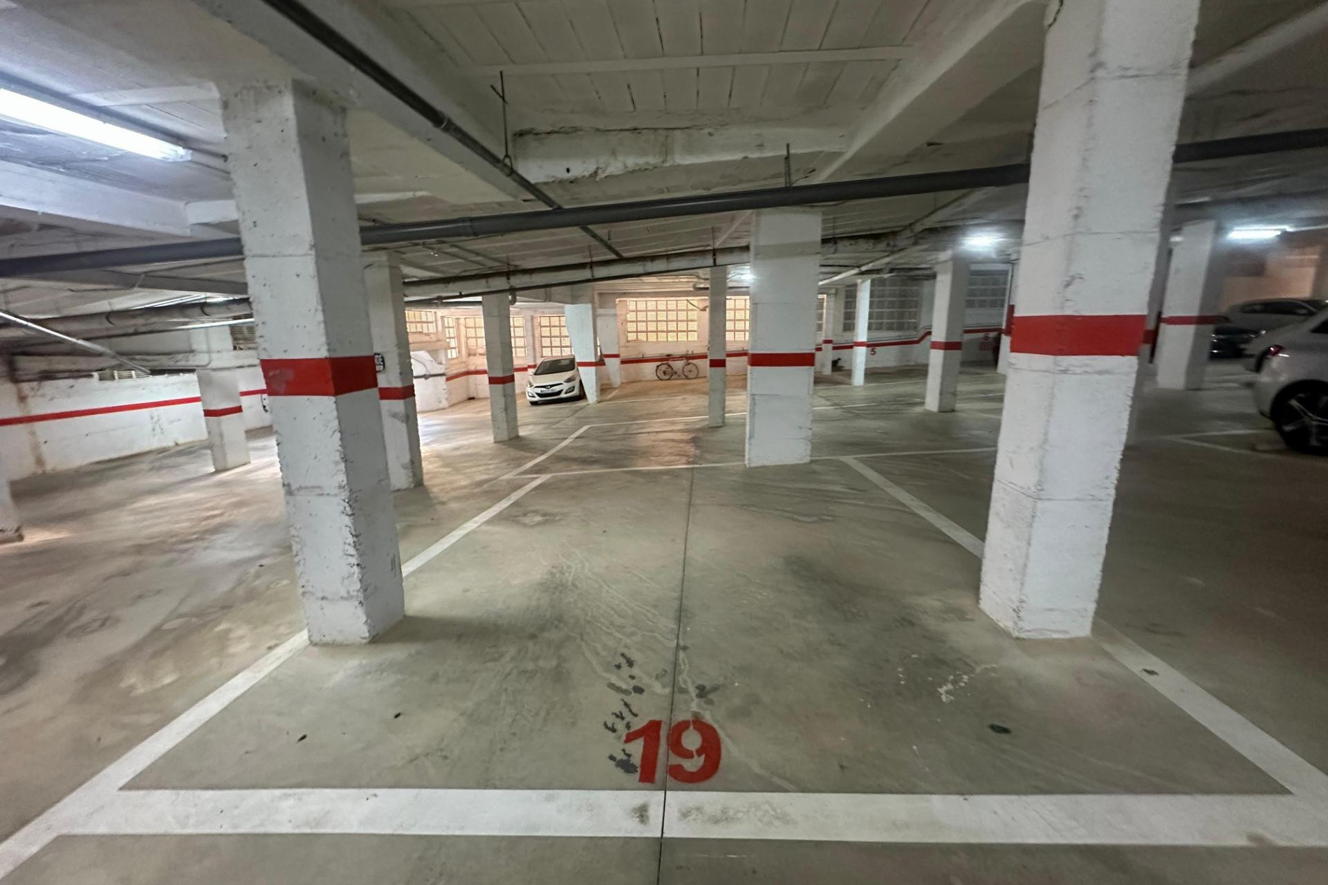 Reventa - Parking - Torrevieja - Cabo cervera