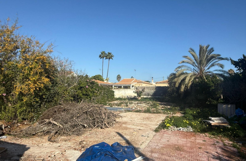 Reventa - Plot - Torrevieja - La Siesta - El Salado - Torreta