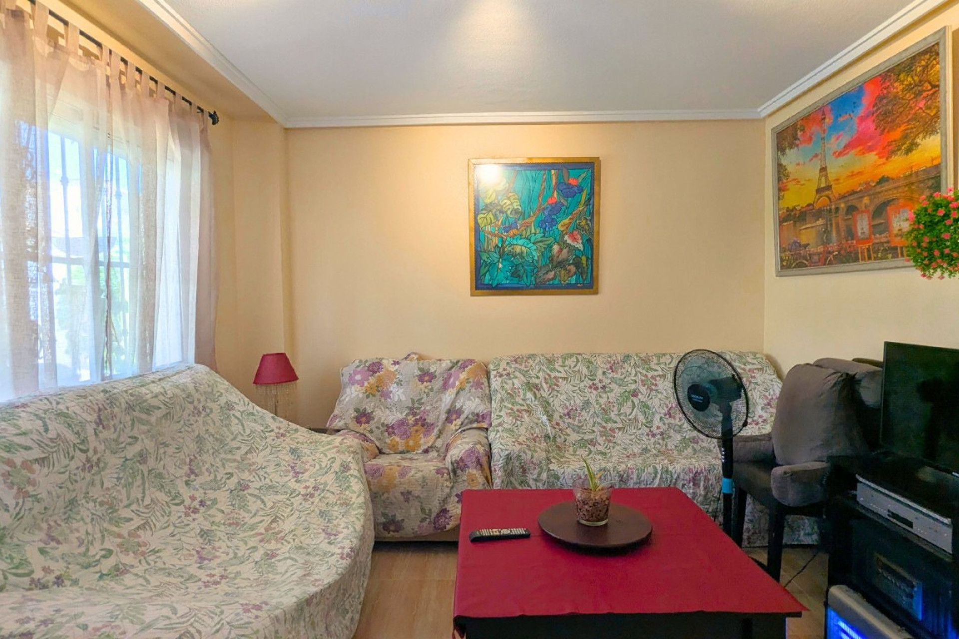 Reventa - Quad House - Lo Crispin