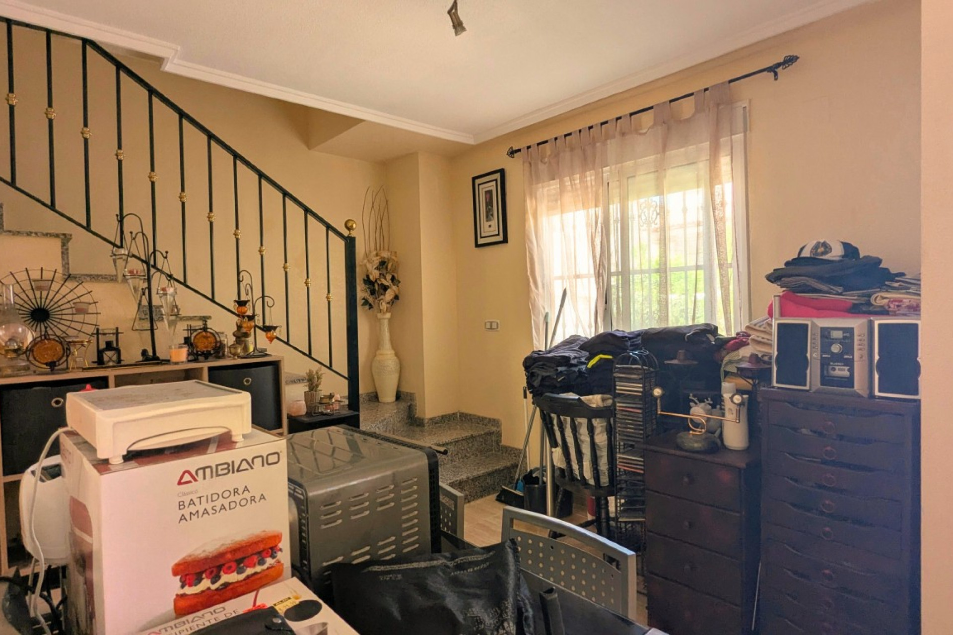 Reventa - Quad House - Lo Crispin