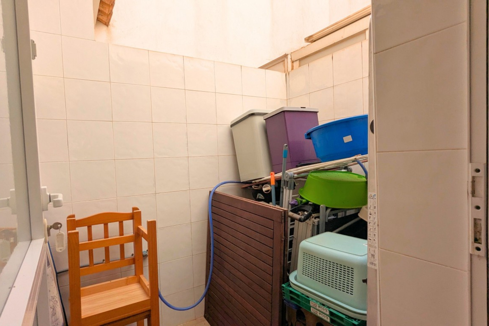 Reventa - Quad House - Lo Crispin
