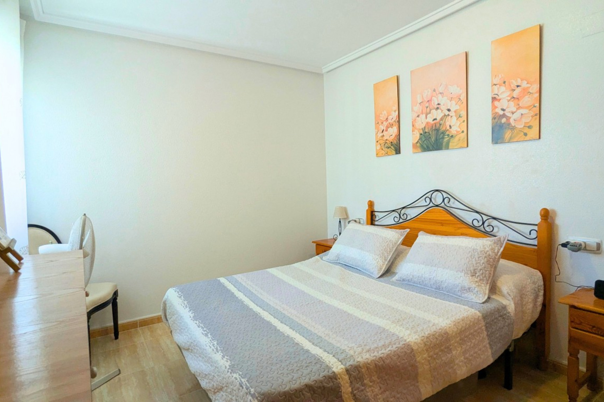 Reventa - Quad House - Lo Crispin