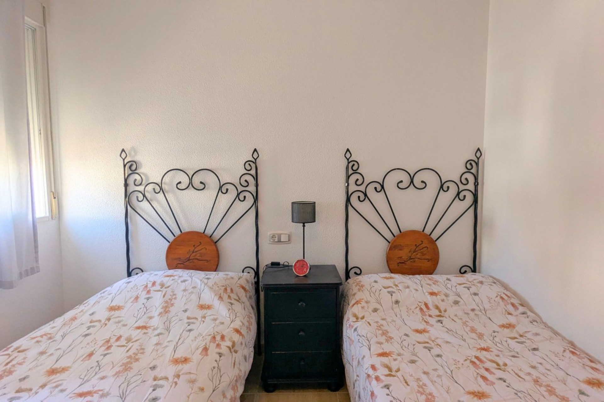 Reventa - Quad House - Lo Crispin