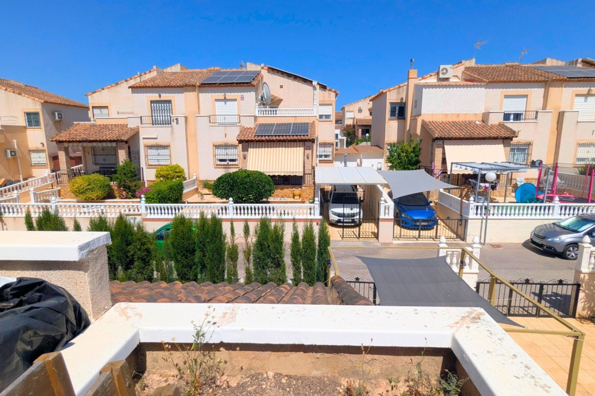 Reventa - Quad House - Lo Crispin