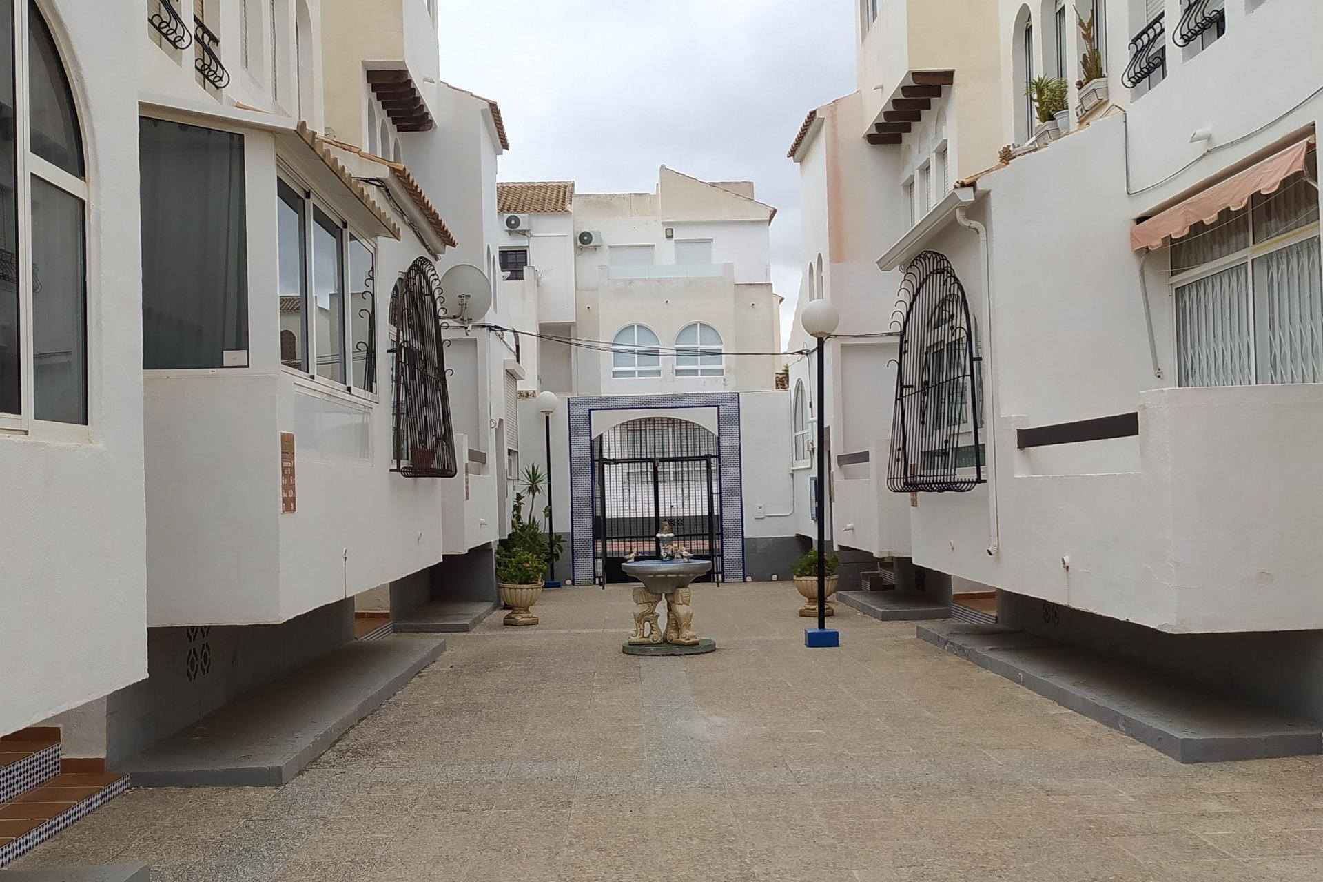 Reventa - Studio - Torrevieja - Acequion