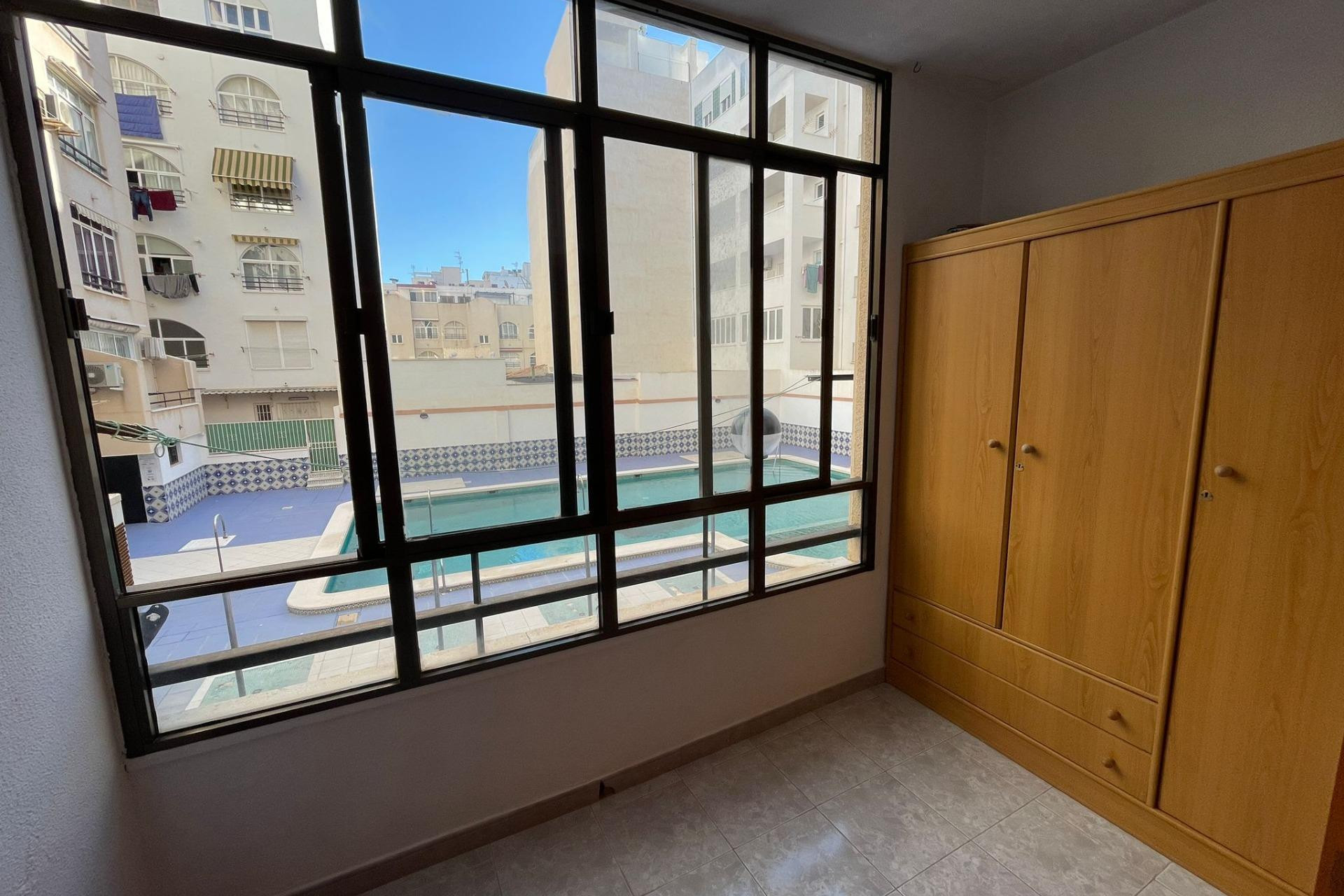 Reventa - Studio - Torrevieja - Estacion de autobuses