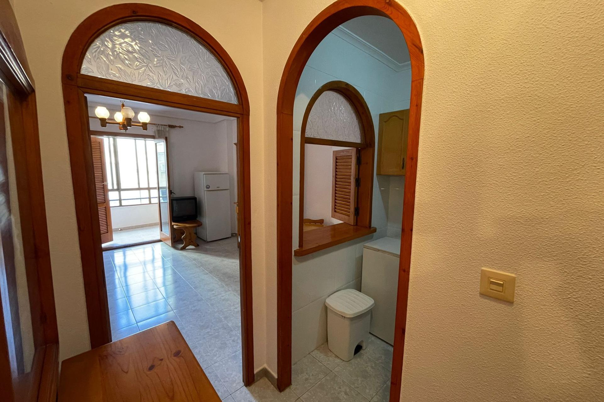 Reventa - Studio - Torrevieja - Estacion de autobuses