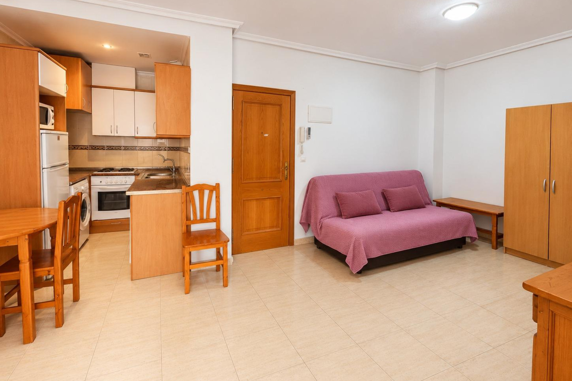 Reventa - Studio - Torrevieja - Estacion de autobuses