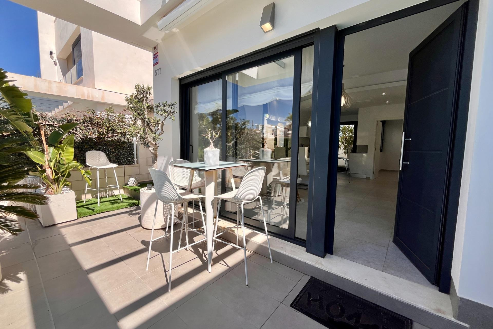 Reventa - Terraced house - Orihuela Costa - Las Filipinas