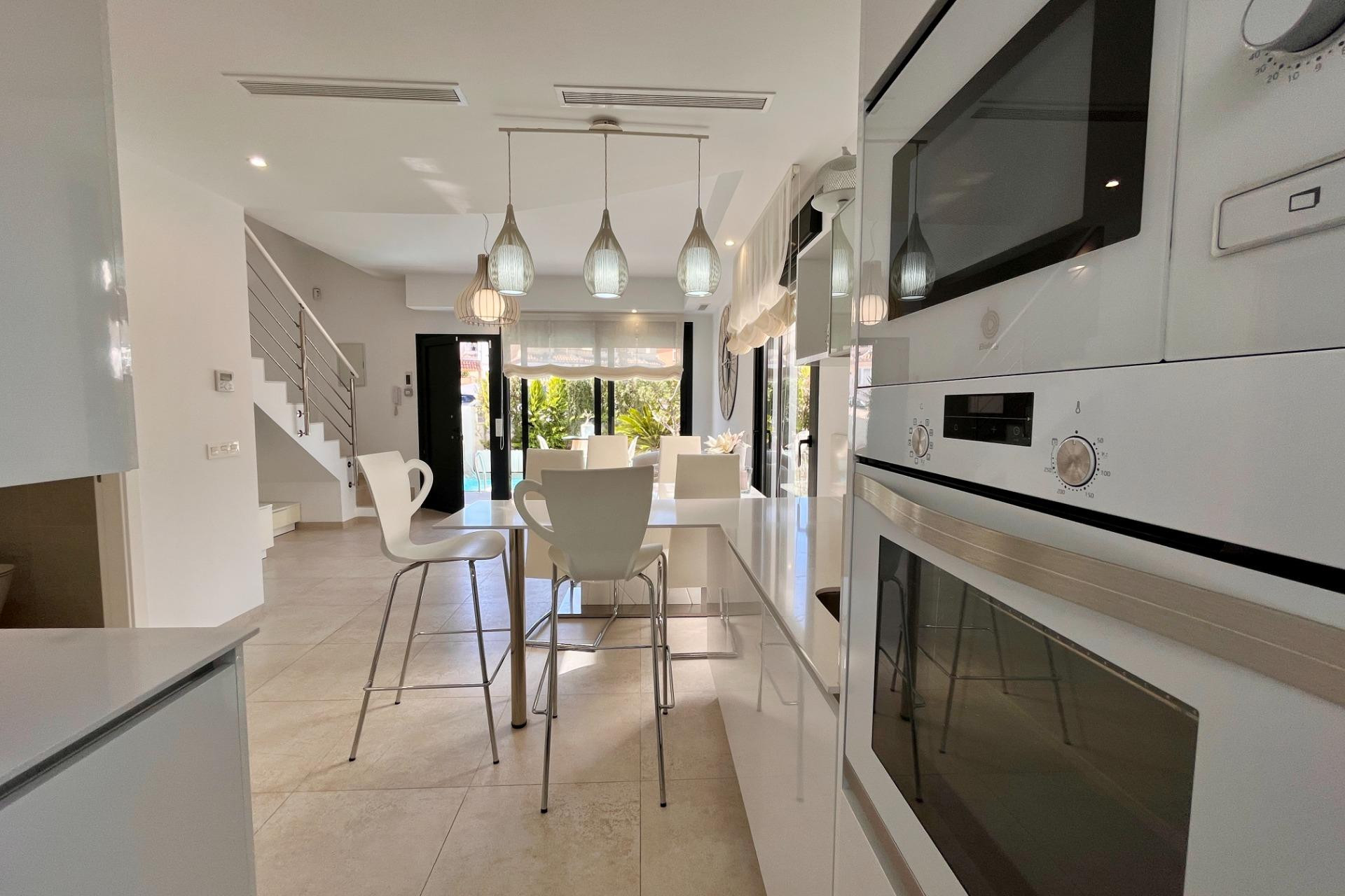 Reventa - Terraced house - Orihuela Costa - Las Filipinas